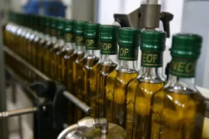 marasca botlles olive oil